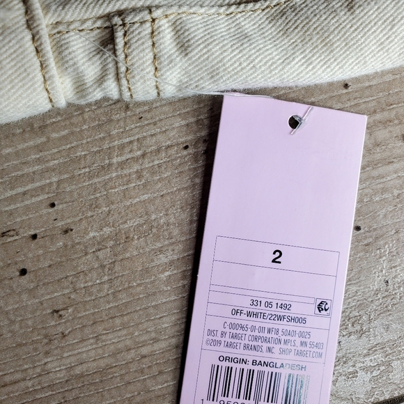 NWT Wild Fable Women's Super-High Rise Cut-Off Jean Shorts Off-White Size 2/26 - Picture 9 of 16